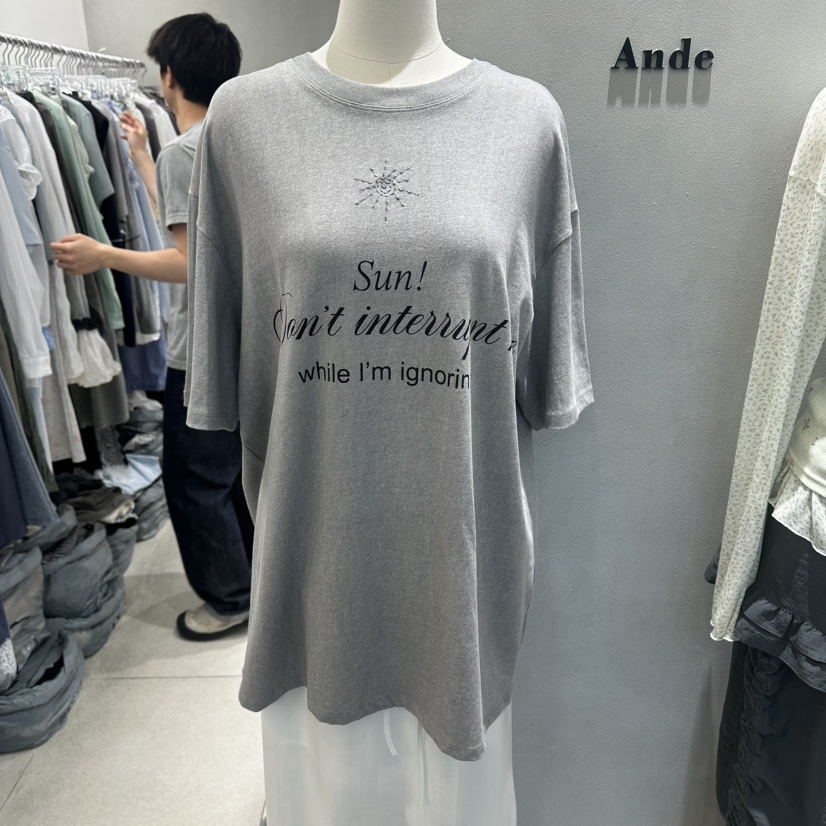 ANDE韓國直郵女裝新品推薦時尚26春夏熱賣職業人氣休閑T恤AndeT恤圖色2