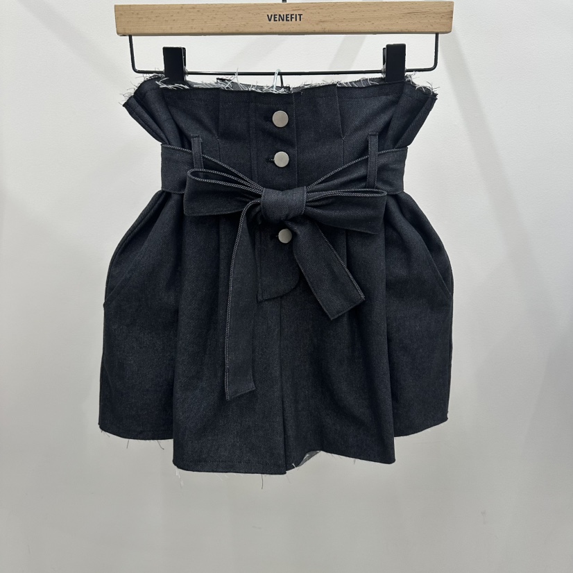 VENEFIT韓國直郵女裝新款熱賣職業時尚26春夏短褲含腰帶高腰VENEFIT/JENNIE短褲圖色4