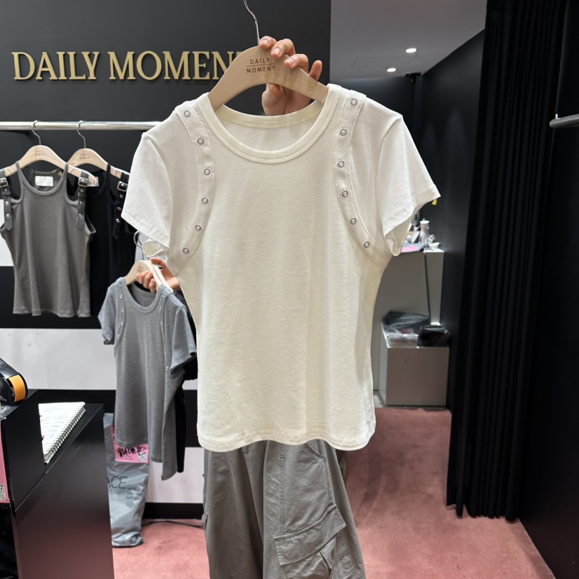 DAILY MOMENT韓國代購女士新品職業時尚休閑熱賣T恤孔眼DAILY MOMENTT恤圖色1