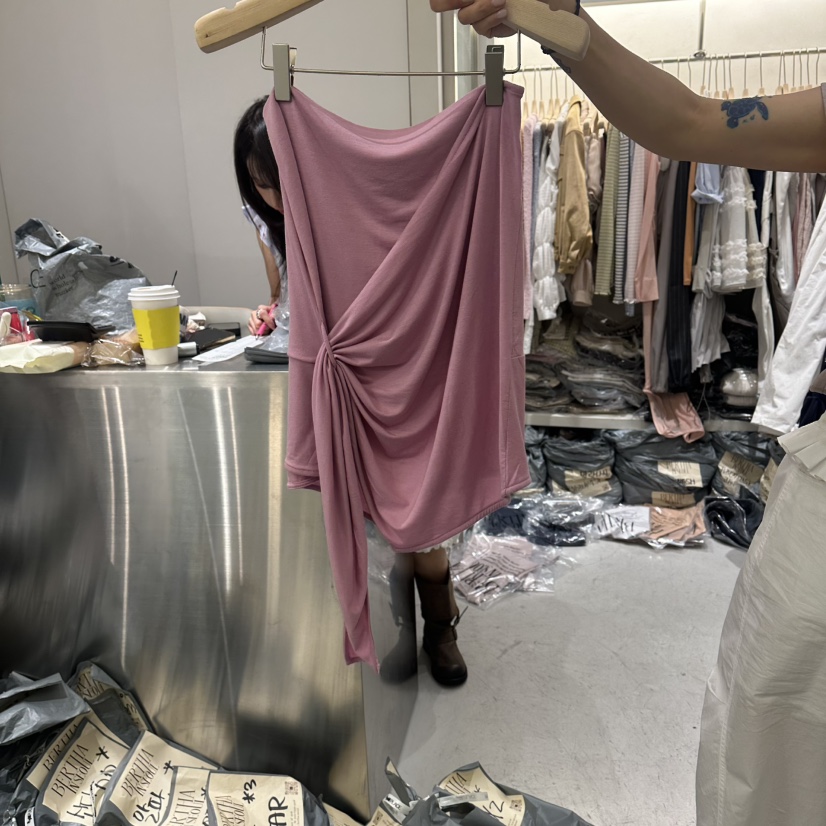 BERTHA韓國直郵女士新款推薦職業26春夏人氣吊帶背心褶皺BERTHA吊帶/背心圖色2