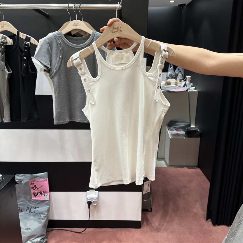 DAILY MOMENT韓國直郵女裝新品推薦時尚職業吊帶背心腰帶DAILY MOMENT吊帶/背心圖色1