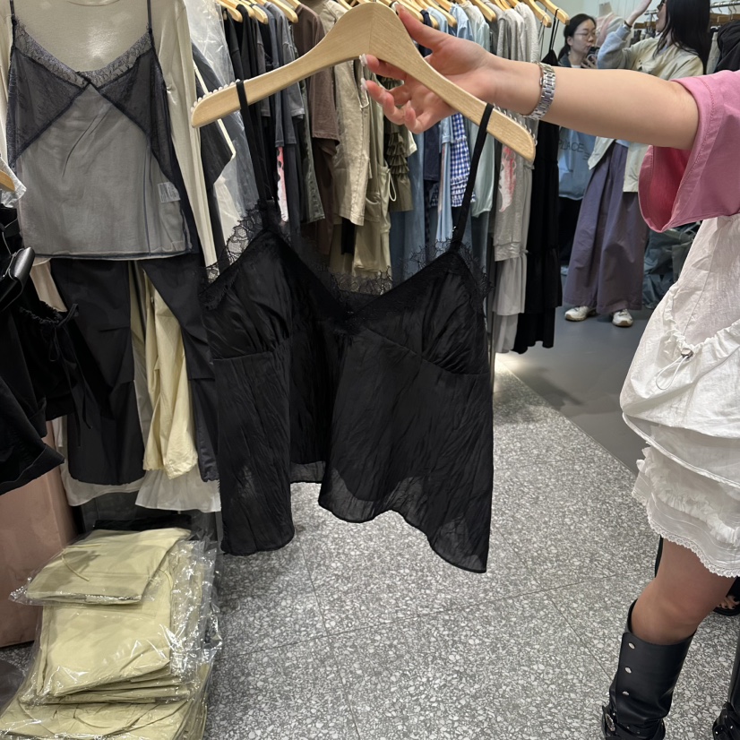 SOF韓國直郵女裝新品推薦時尚職業26春夏熱賣休閑吊帶背心SOF吊帶/背心圖色3