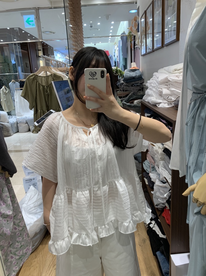 DE GO YOU韓國直郵女士新品時尚推薦熱賣襯衫蕾絲衫多層DE GO YOU襯衫/蕾絲衫