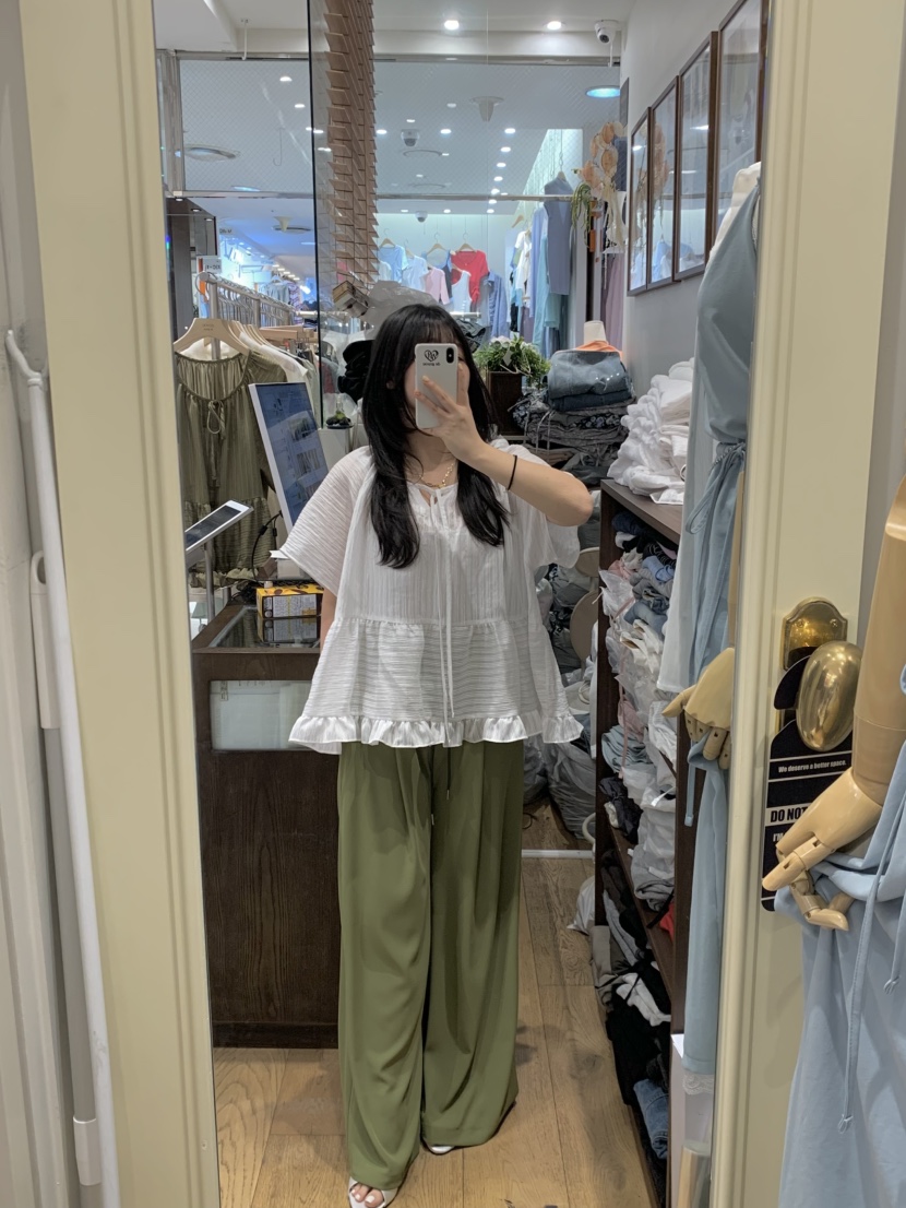 DE GO YOU韓國直郵女士新品時尚推薦熱賣襯衫蕾絲衫多層DE GO YOU襯衫/蕾絲衫