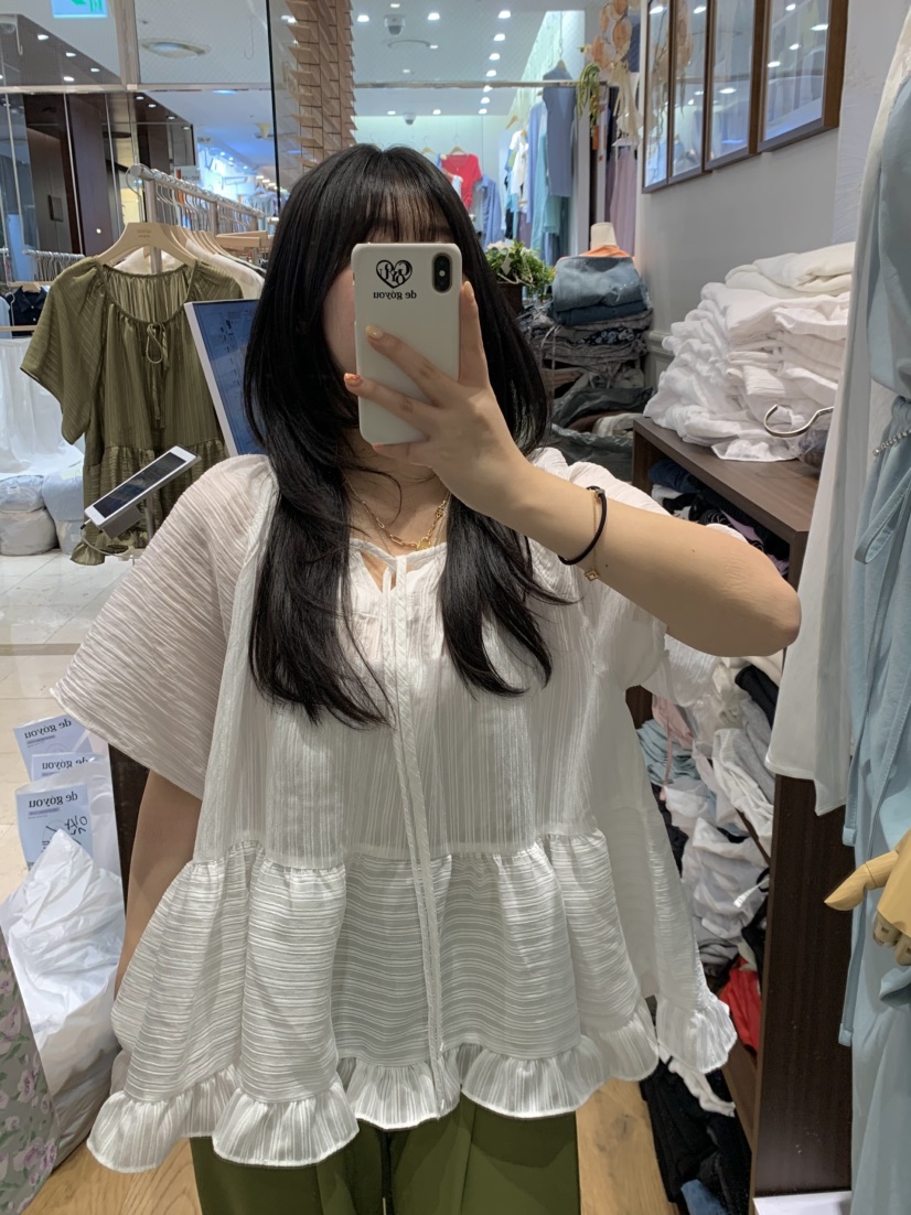 DE GO YOU韓國直郵女士新品時尚推薦熱賣襯衫蕾絲衫多層DE GO YOU襯衫/蕾絲衫