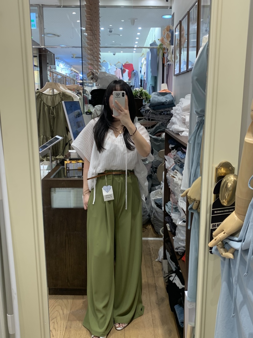 DE GO YOU韓國直郵女士新品時尚推薦熱賣襯衫蕾絲衫多層DE GO YOU襯衫/蕾絲衫