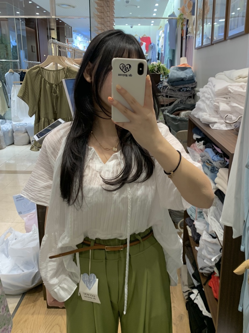 DE GO YOU韓國直郵女士新品時尚推薦熱賣襯衫蕾絲衫多層DE GO YOU襯衫/蕾絲衫