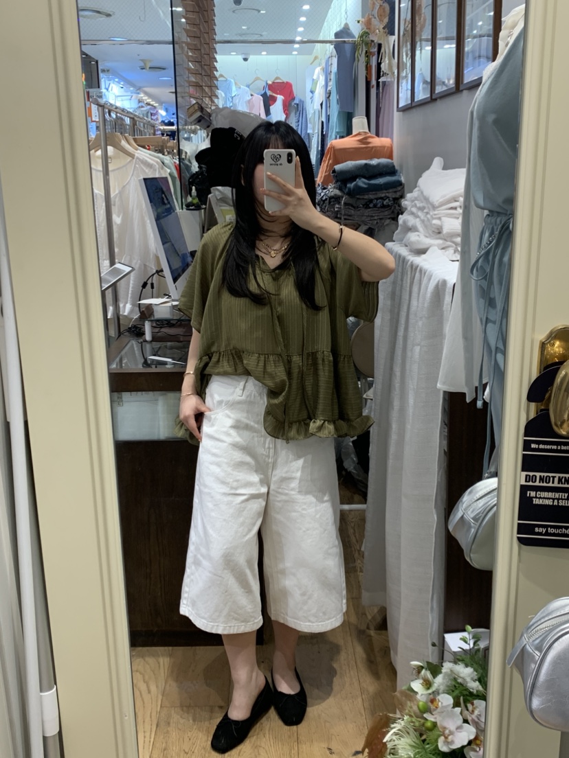 DE GO YOU韓國直郵女士新品時尚推薦熱賣襯衫蕾絲衫多層DE GO YOU襯衫/蕾絲衫