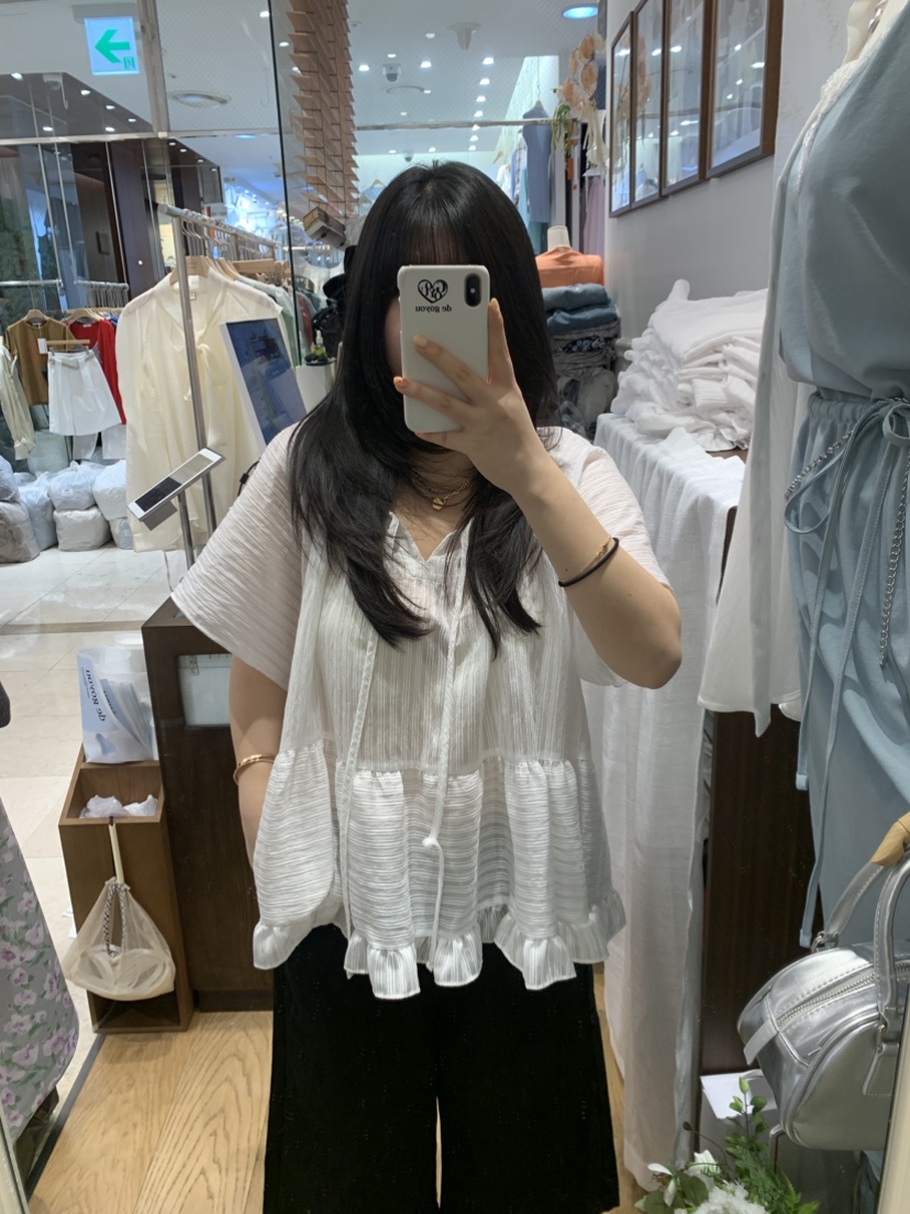 DE GO YOU韓國直郵女士新品時尚推薦熱賣襯衫蕾絲衫多層DE GO YOU襯衫/蕾絲衫