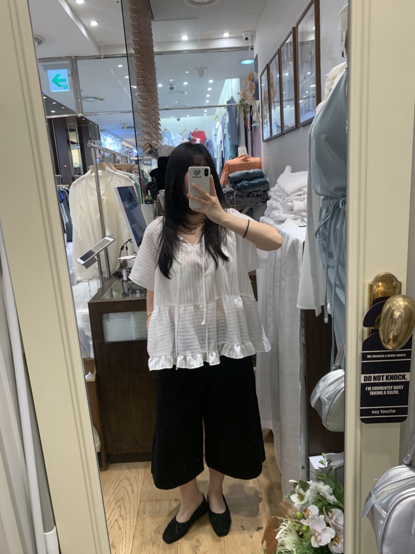 DE GO YOU韓國直郵女士新品時尚推薦熱賣襯衫蕾絲衫多層DE GO YOU襯衫/蕾絲衫