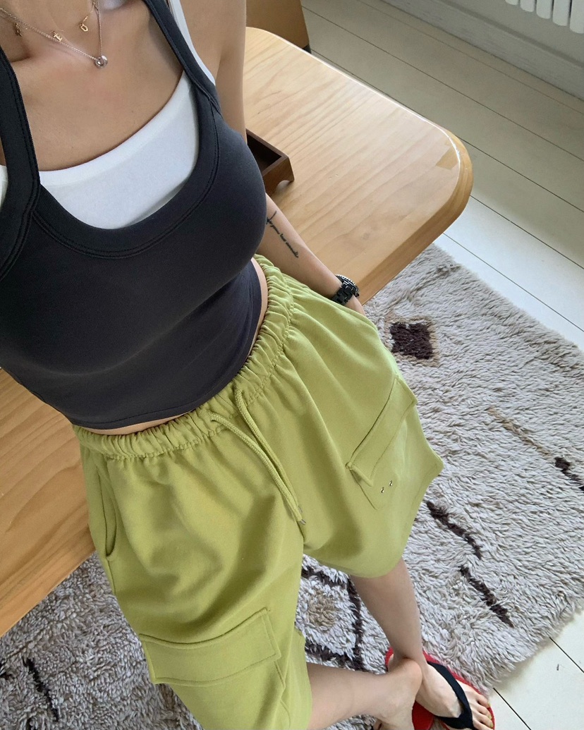 REVE CITE-L韓國東大門直郵女裝新款人氣職業推薦短褲鏤空REVE CITE-L短褲