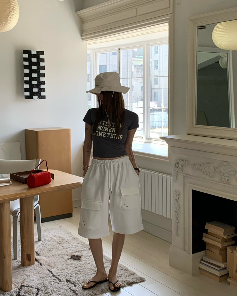 REVE CITE-L韓國東大門直郵女裝新款人氣職業推薦短褲鏤空REVE CITE-L短褲