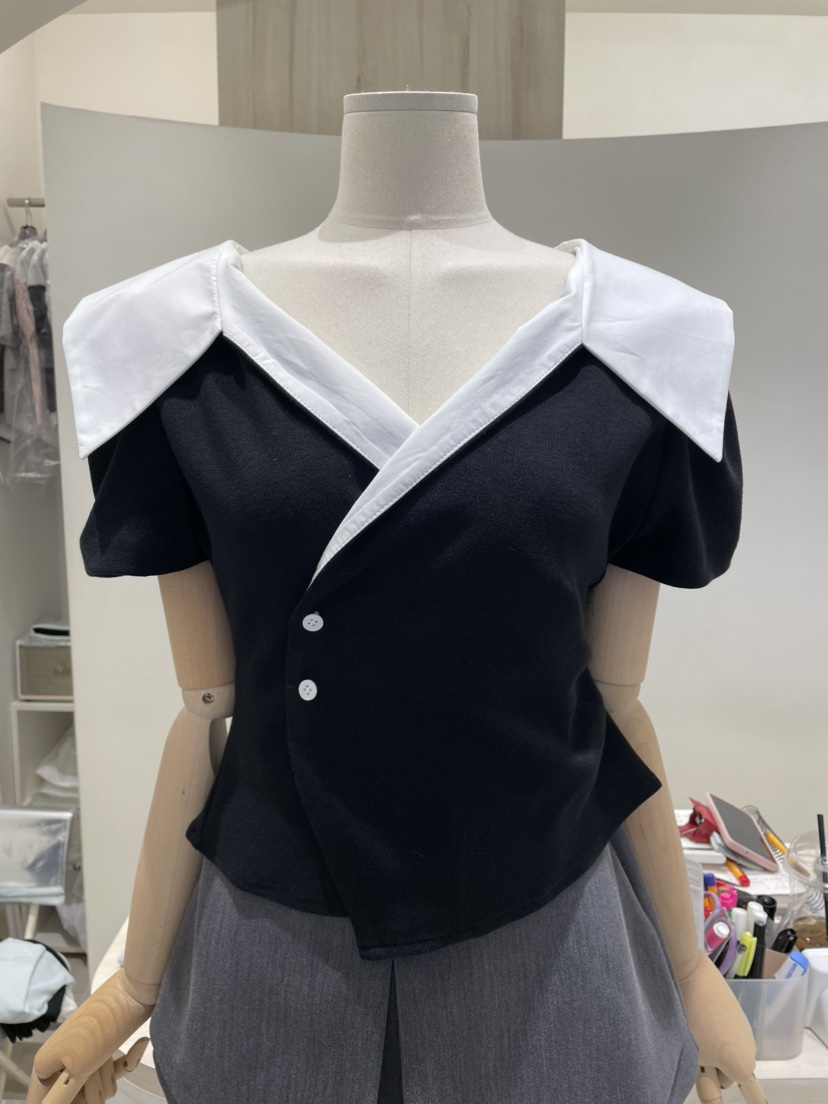 MUSK韓國直郵女裝新款職業人氣26春夏推薦熱賣襯衫蕾絲衫MUSK襯衫/蕾絲衫圖色2