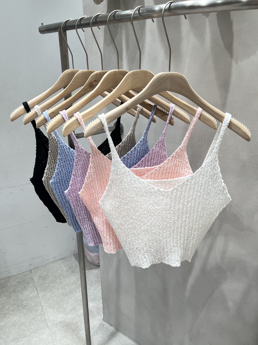 EVERCOMMERCE METICULOUSLY DESIGNED韓國代購女士新款推薦吊帶背心EVERCOMMERCE METICULOUSLY DESIGNED吊帶/背心