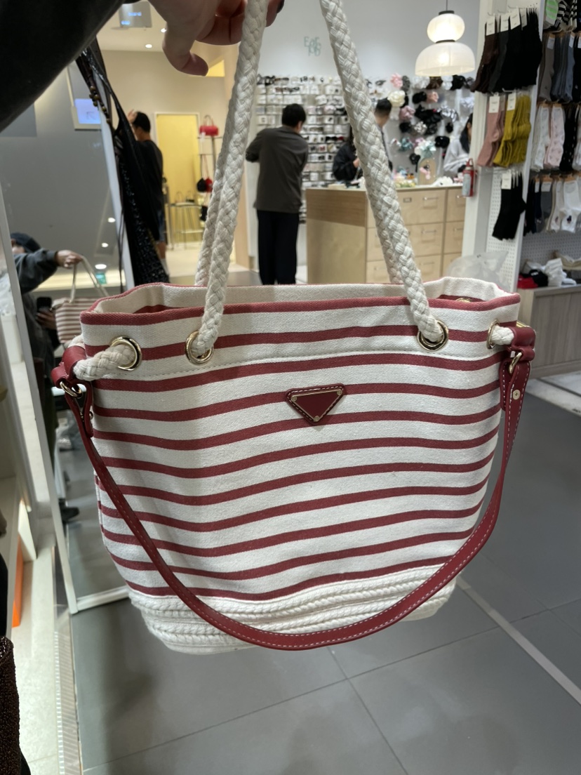 J PLACE韓國東大門代購女裝新款熱賣休閑時尚單肩斜跨包J PLACE單肩/斜跨包圖色2