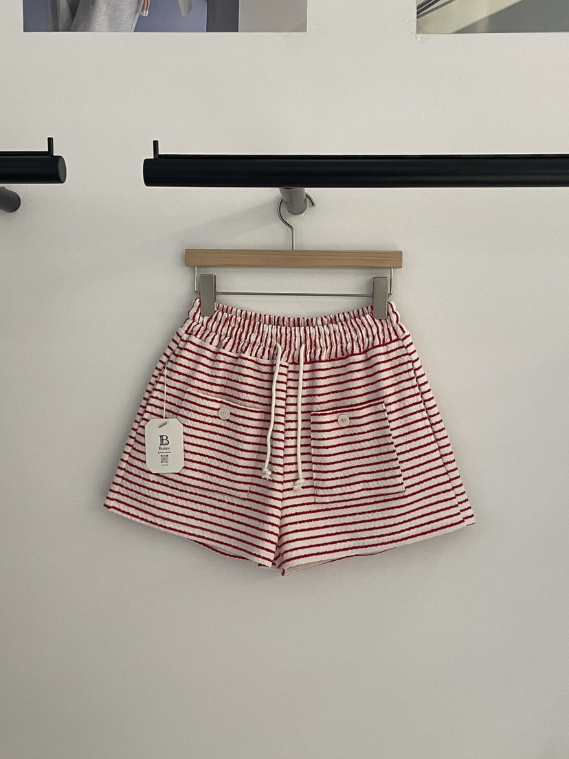 BUTTER-P韓國代購女裝新款熱賣休閑26春夏時尚短褲海軍條紋BUTTER-P短褲圖色1