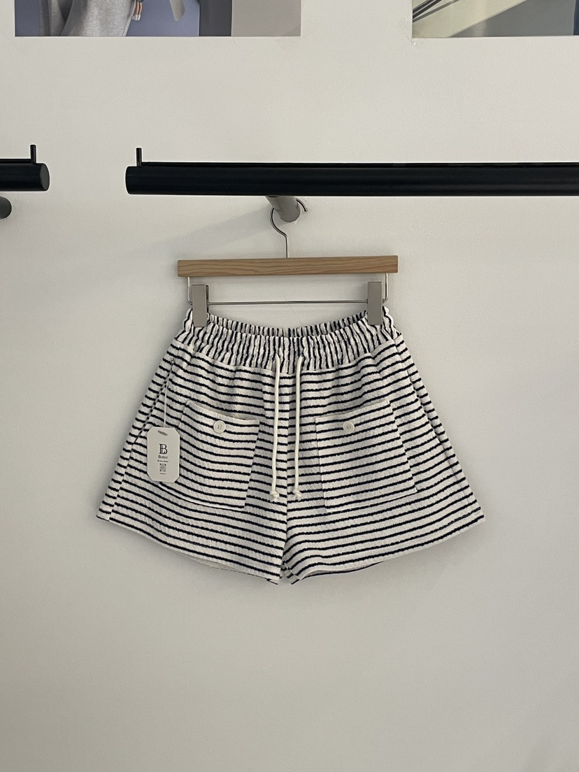 BUTTER-P韓國代購女裝新款熱賣休閑26春夏時尚短褲海軍條紋BUTTER-P短褲圖色2