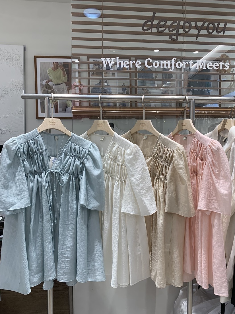 DE GO YOU韓國東大門代購女裝新款推薦人氣職業襯衫蕾絲衫DE GO YOU襯衫/蕾絲衫