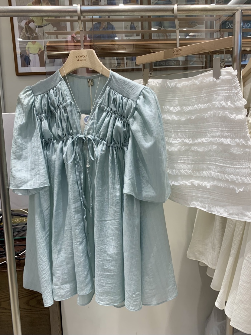 DE GO YOU韓國東大門代購女裝新款推薦人氣職業襯衫蕾絲衫DE GO YOU襯衫/蕾絲衫