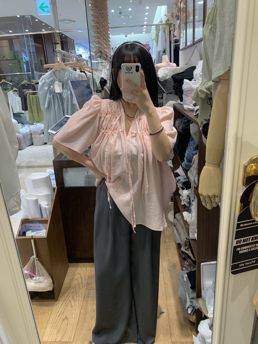 DE GO YOU韓國東大門代購女裝新款推薦人氣職業襯衫蕾絲衫DE GO YOU襯衫/蕾絲衫