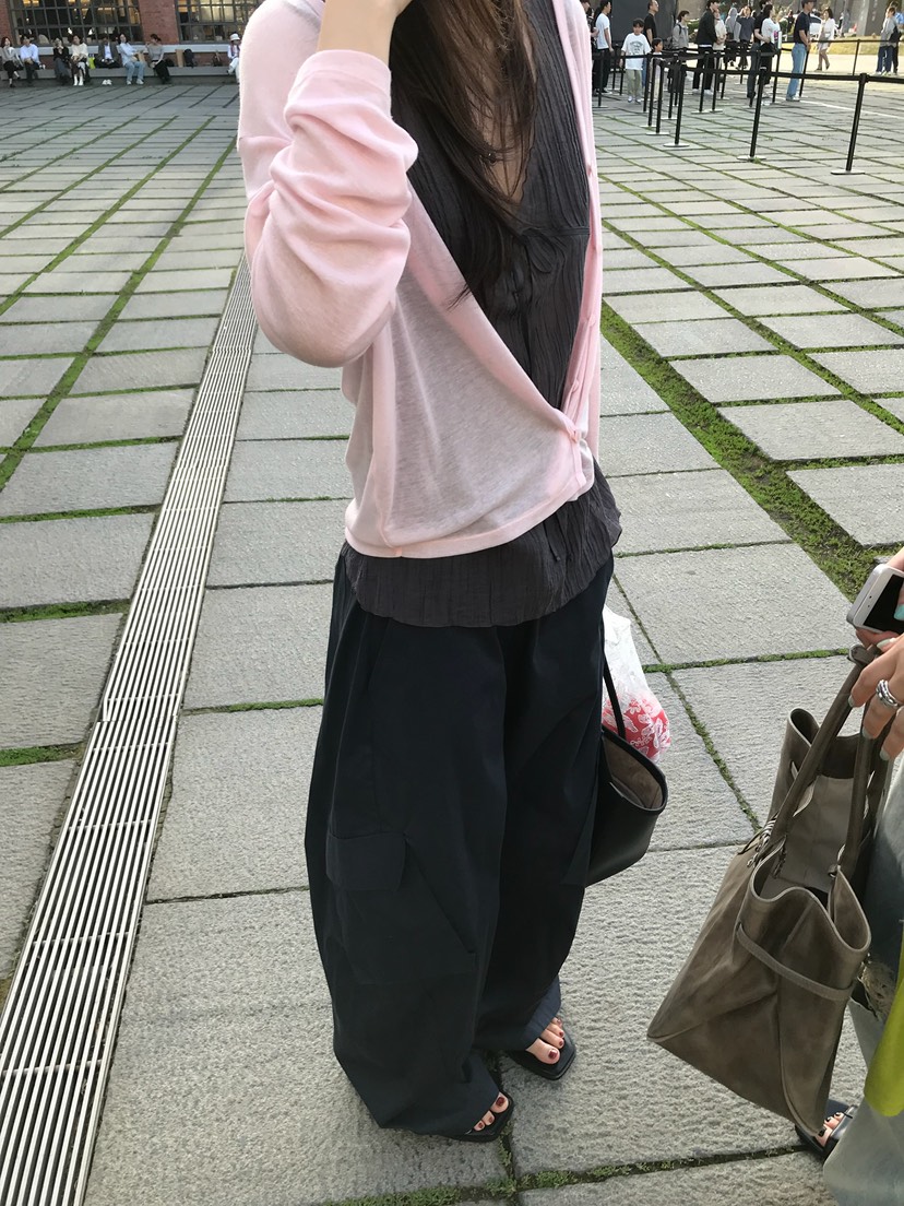 ESCHER韓國直郵實拍女士新款推薦熱賣職業26春夏人氣針織衫ESCHER針織衫