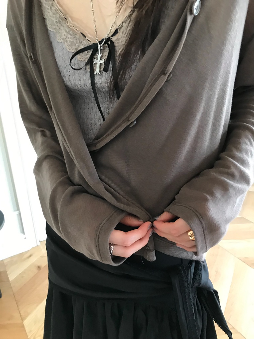 ESCHER韓國直郵實拍女士新款推薦熱賣職業26春夏人氣針織衫ESCHER針織衫