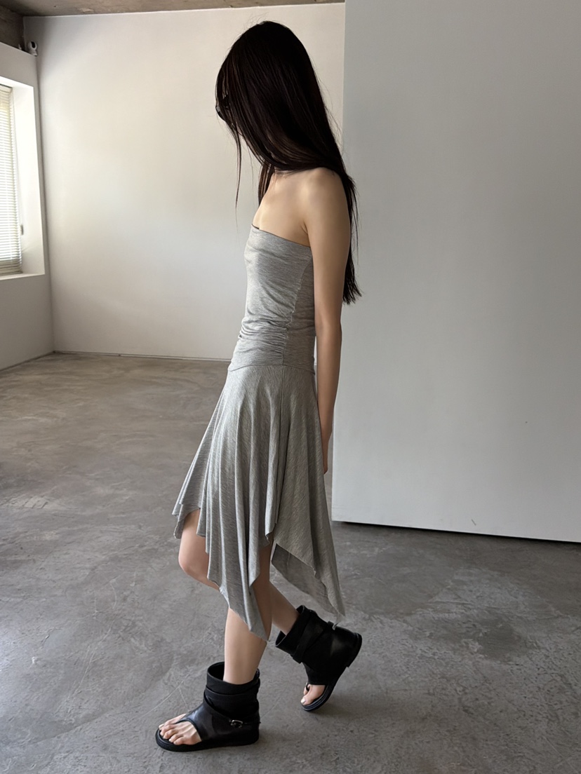 FOSET韓國東大門直郵女裝新品職業26春夏推薦連衣裙不對稱FOSET連衣裙