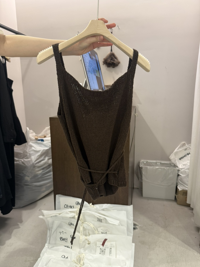 LEGACY韓國東大門代購女裝新款熱賣26春夏推薦人氣吊帶背心LEGACY吊帶/背心