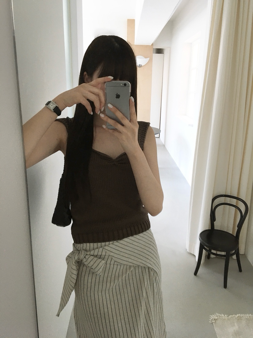 LEGACY韓國直郵女士新品熱賣26春夏職業推薦吊帶背心褶皺緞LEGACY吊帶/背心