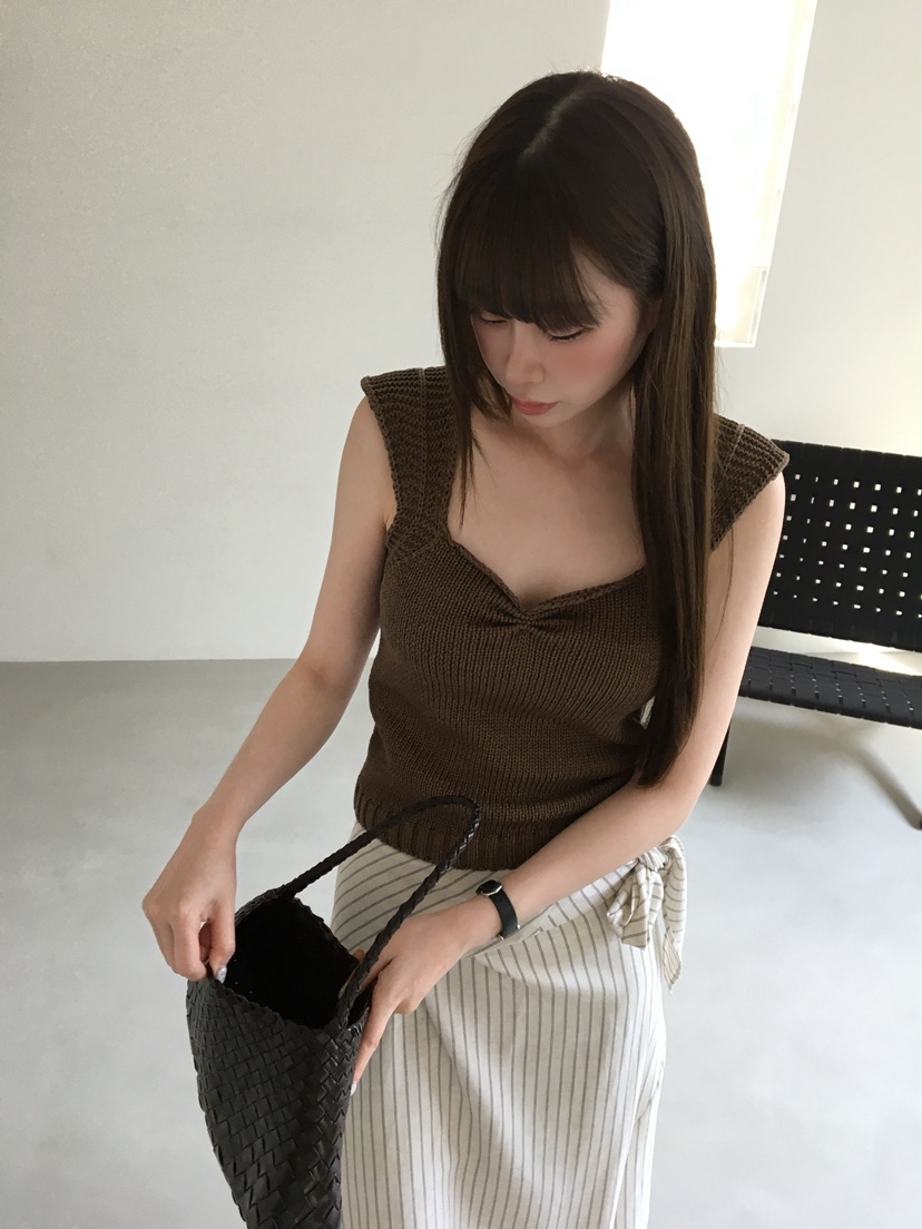 LEGACY韓國直郵女士新品熱賣26春夏職業推薦吊帶背心褶皺緞LEGACY吊帶/背心