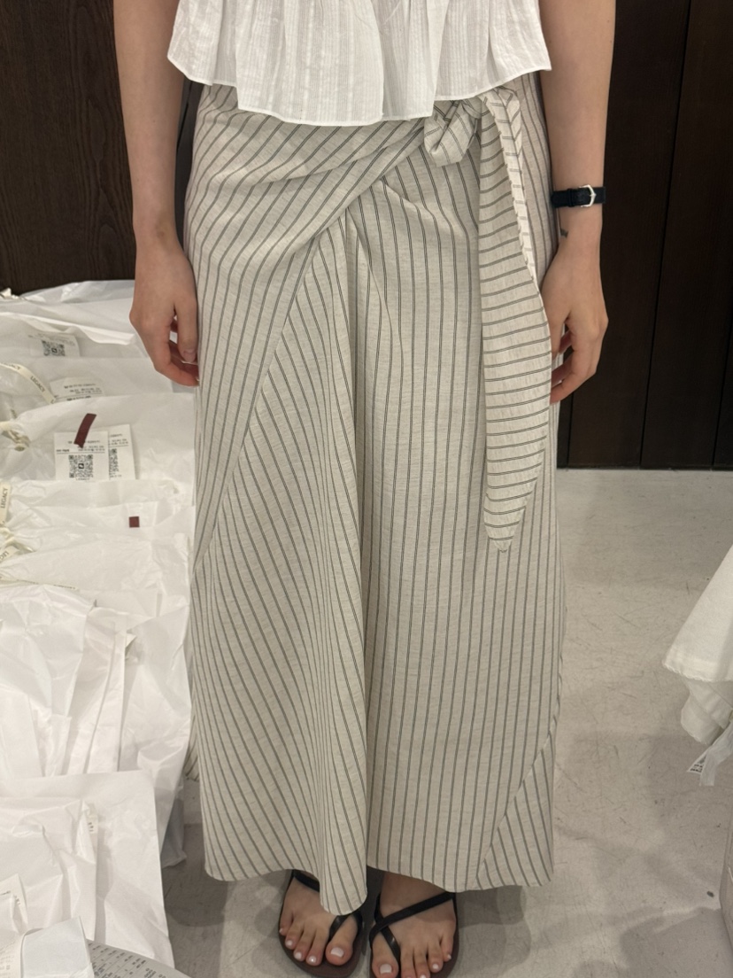 LEGACY韓國東大門直郵女裝新款26春夏長裙裹身裙條紋長款LEGACY長裙圖色1