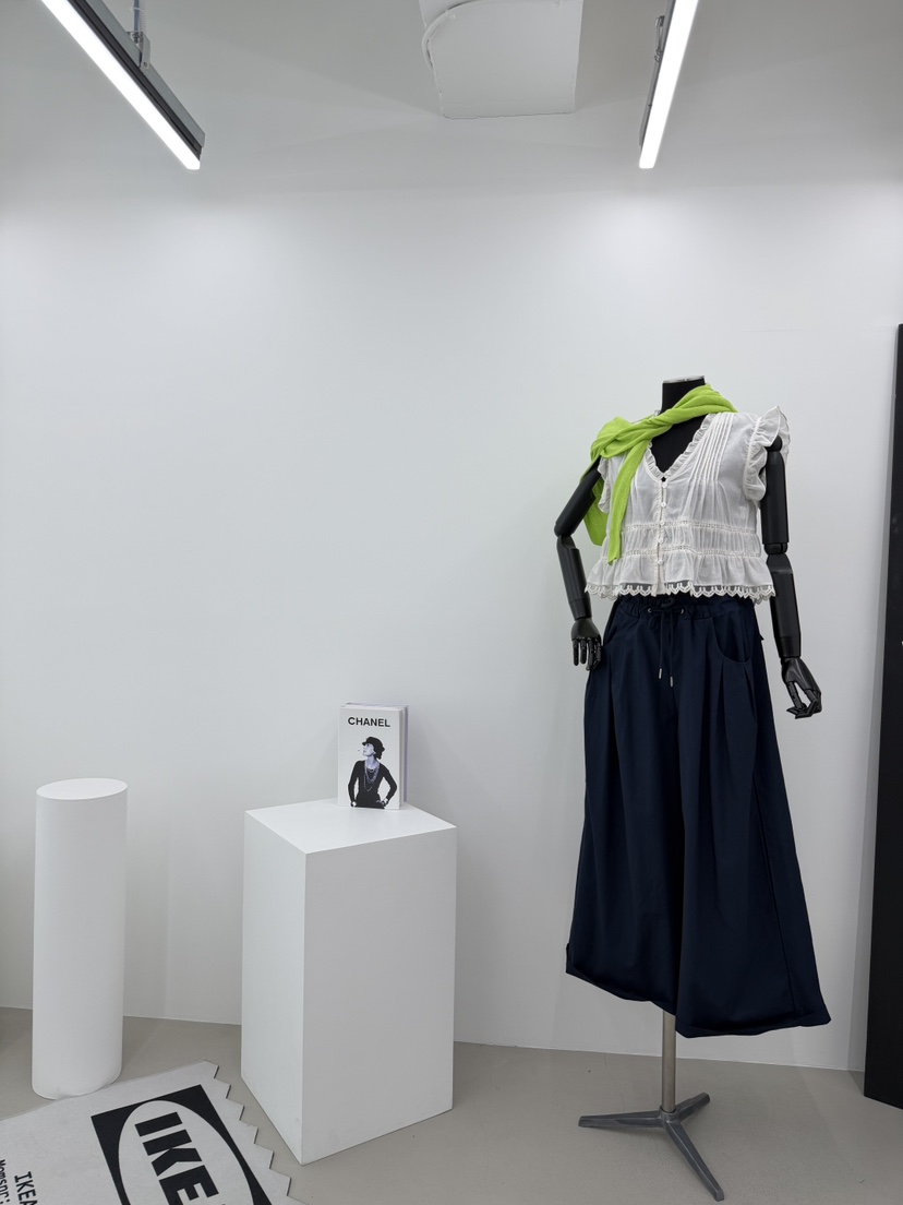 RED-A韓國東大門直郵女裝新款26春夏推薦襯衫蕾絲衫蕾絲RED-A襯衫/蕾絲衫