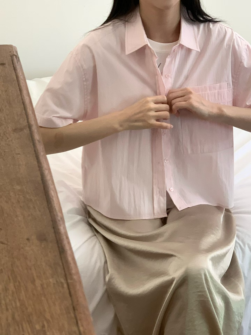 BINUS東大門實拍女裝新品時尚職業真品熱賣襯衫蕾絲衫短款BINUS襯衫/蕾絲衫