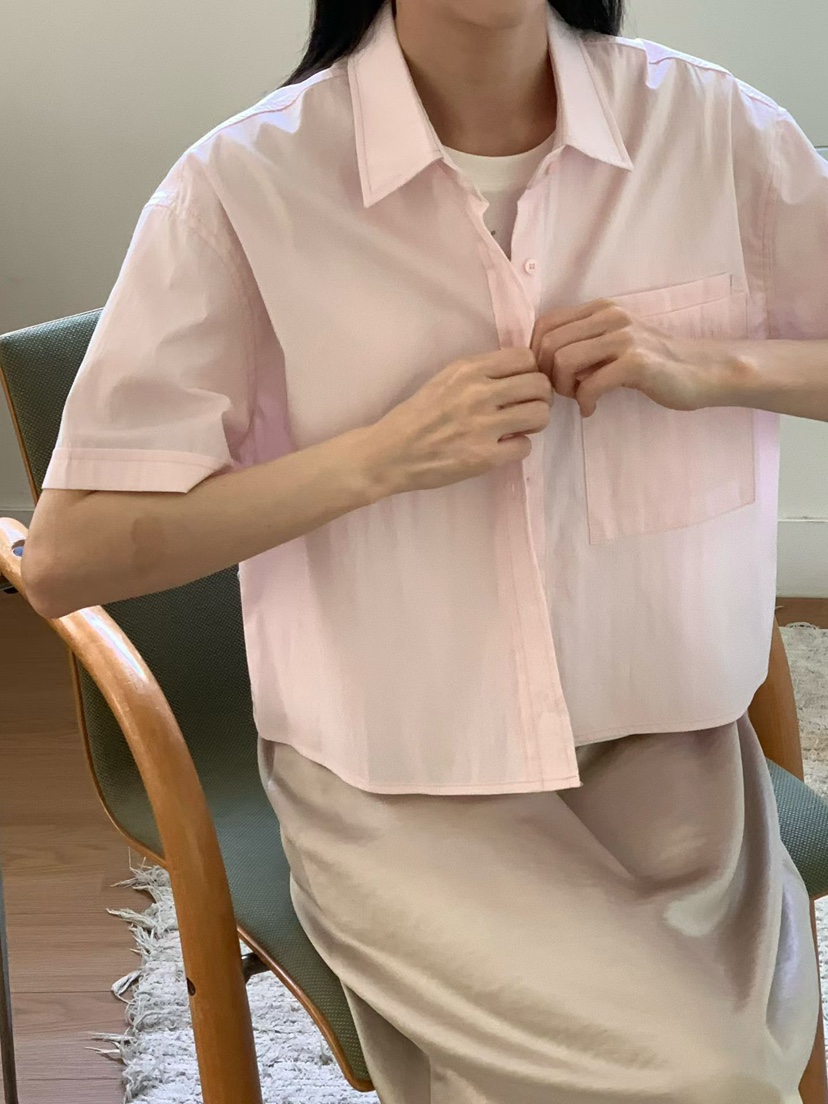 BINUS東大門實拍女裝新品時尚職業真品熱賣襯衫蕾絲衫短款BINUS襯衫/蕾絲衫