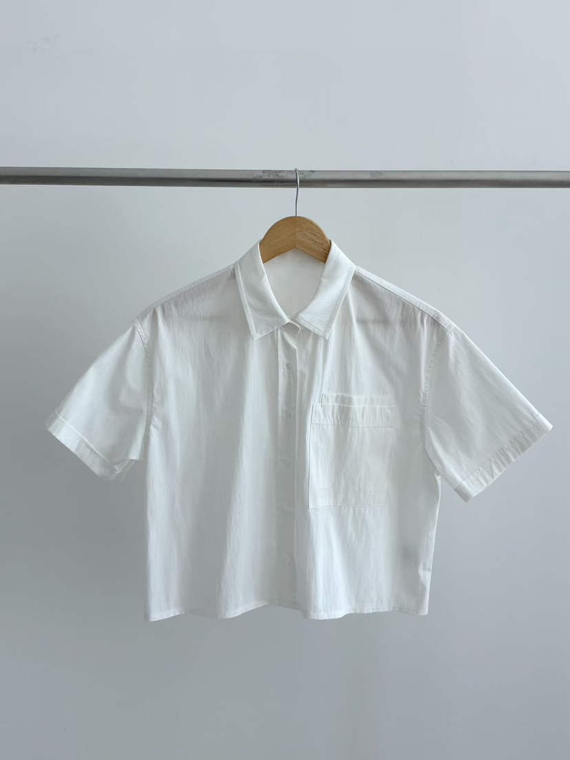 BINUS東大門實拍女裝新品時尚職業真品熱賣襯衫蕾絲衫短款BINUS襯衫/蕾絲衫