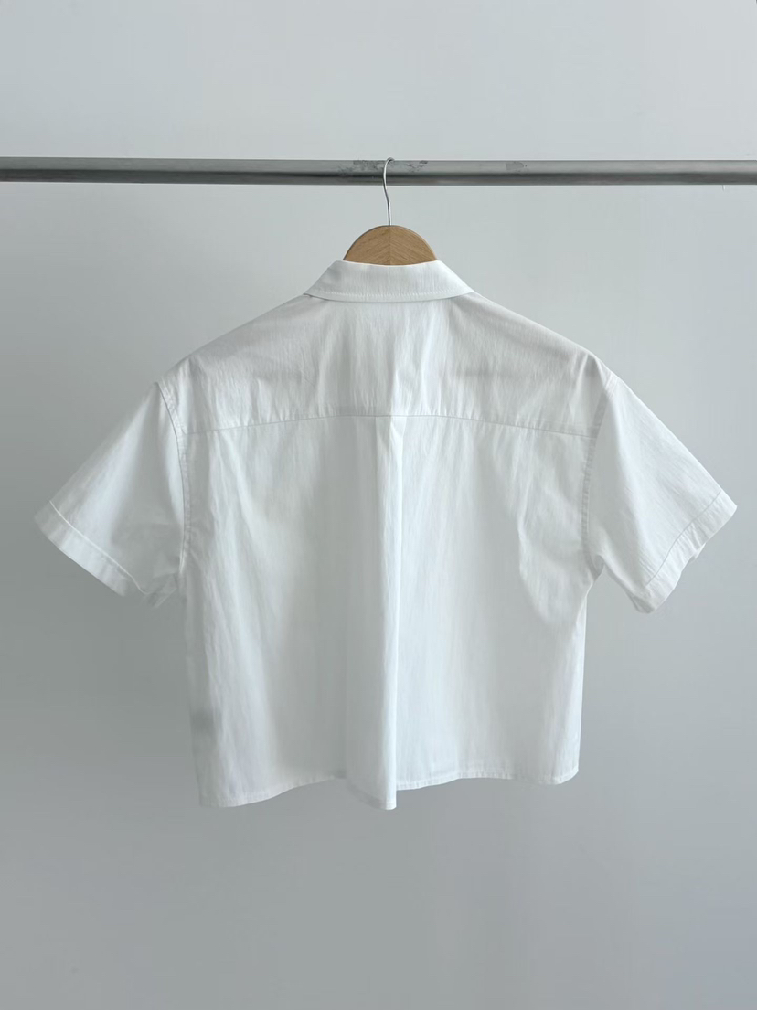 BINUS東大門實拍女裝新品時尚職業真品熱賣襯衫蕾絲衫短款BINUS襯衫/蕾絲衫