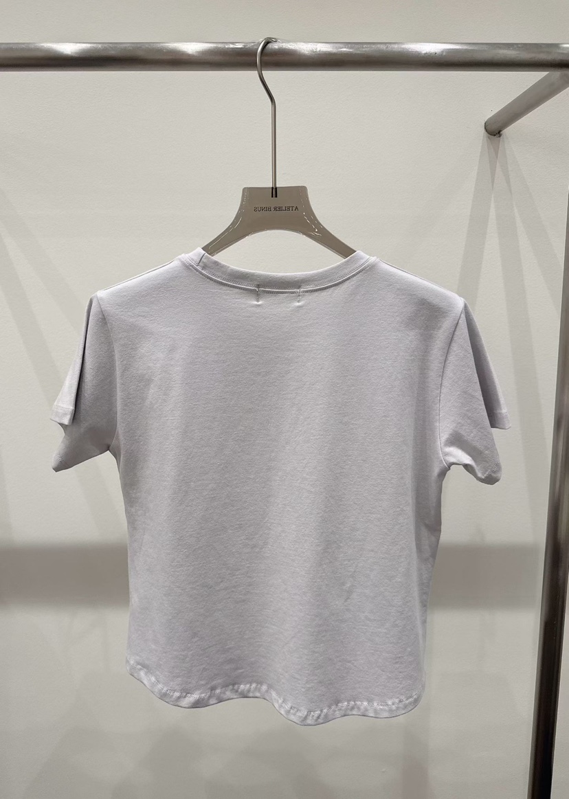 BINUS東大門實拍女裝新品人氣推薦休閑時尚真品職業熱賣T恤BINUST恤