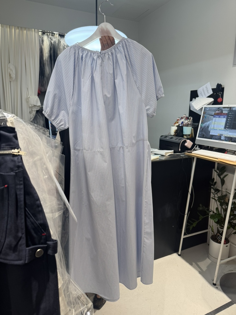 OLI SEOUL韓國直郵實拍女裝新品職業休閑熱賣26春夏連衣裙OLI SEOUL連衣裙