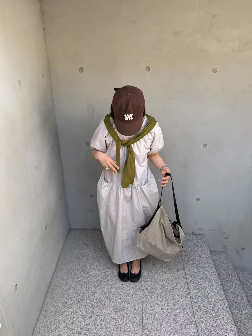 OLI SEOUL韓國直郵實拍女裝新品職業休閑熱賣26春夏連衣裙OLI SEOUL連衣裙