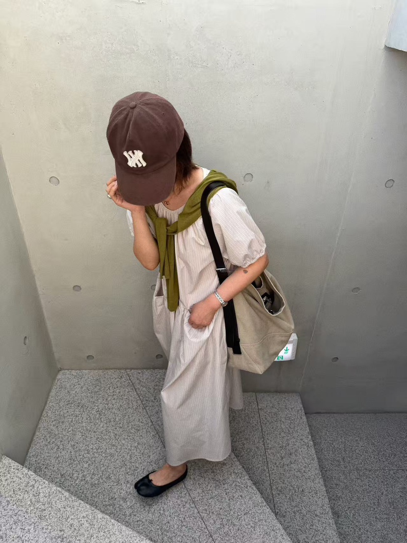 OLI SEOUL韓國直郵實拍女裝新品職業休閑熱賣26春夏連衣裙OLI SEOUL連衣裙