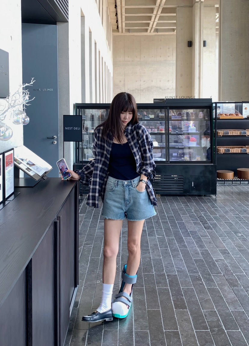 COURGETTE韓國直郵實拍女裝新款人氣熱賣推薦時尚休閑短褲COURGETTE短褲