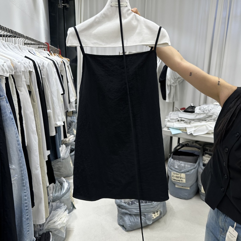 LUCY SALON韓國東大門直郵女士新品人氣吊帶背心含腰繩羊毛LUCY SALON吊帶/背心圖色2