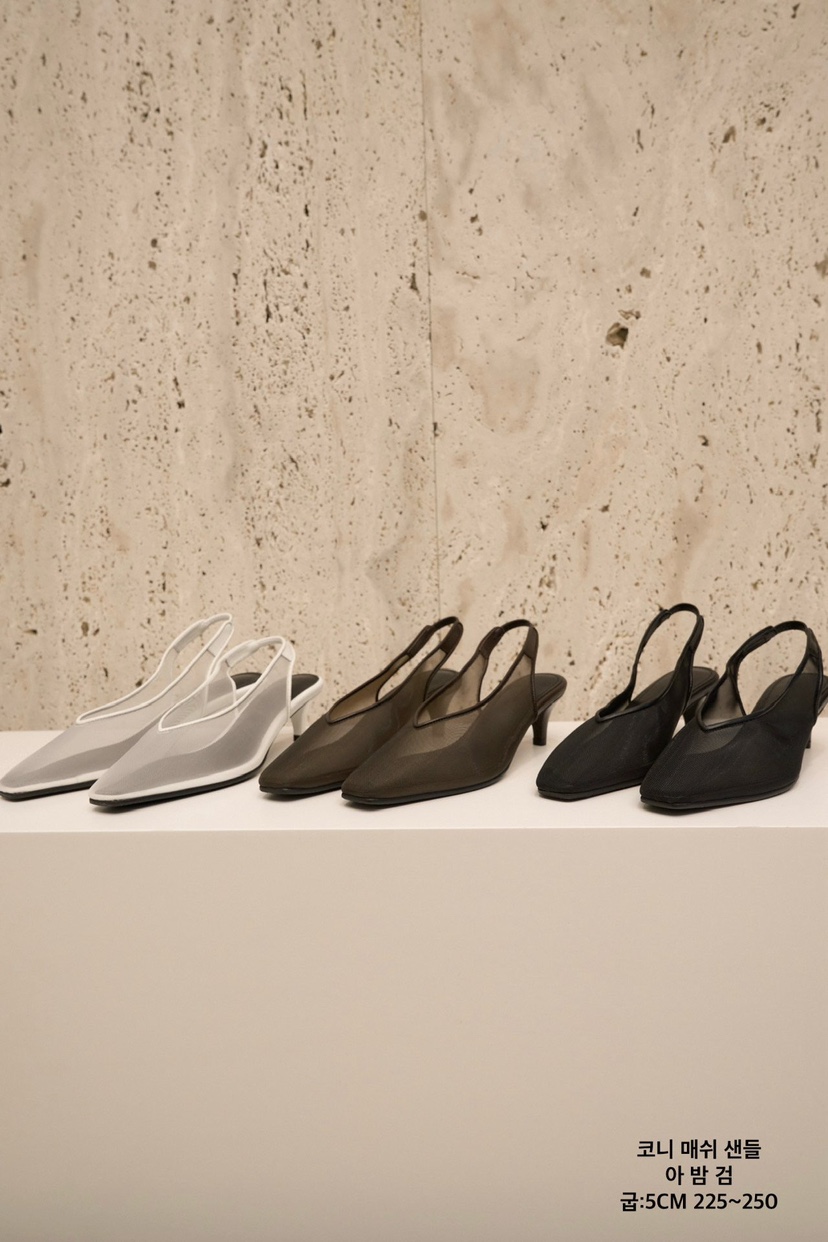 BLOSSOM韓國直郵女裝新品人氣推薦職業26春夏涼鞋拖鞋網眼BLOSSOM涼鞋/拖鞋