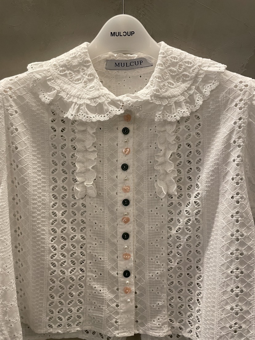 MULCUP韓國直郵實拍女裝新品26春夏人氣推薦襯衫蕾絲衫刺繡MULCUP襯衫/蕾絲衫