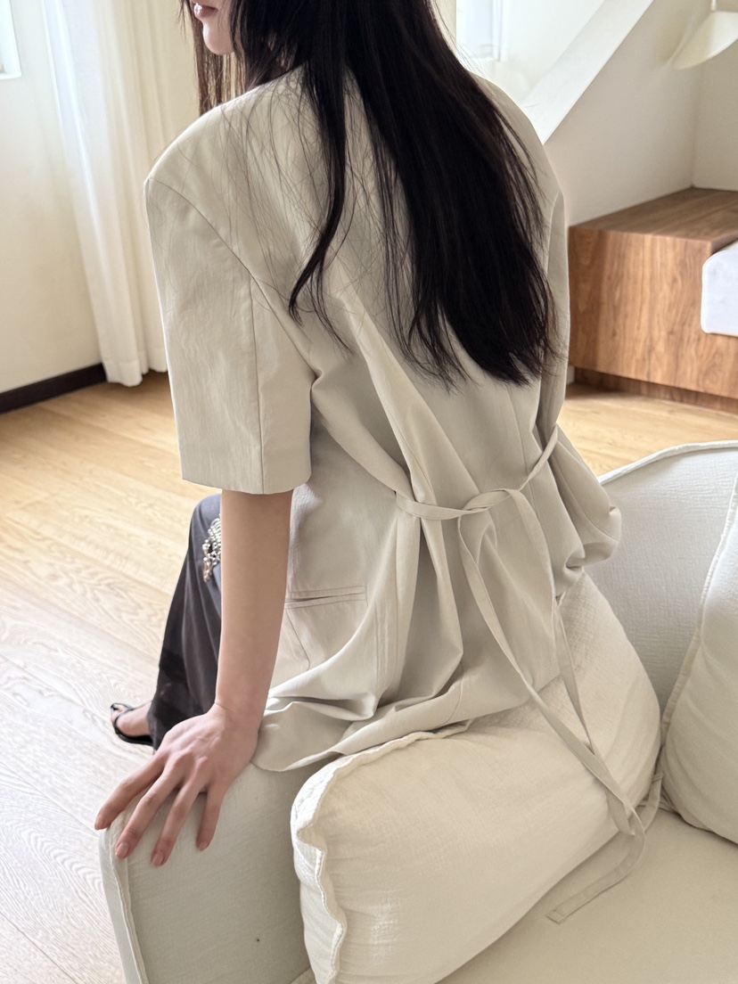 SPECIAL韓國東大門直郵女裝新品休閑人氣時尚熱賣夾克含腰繩SPECIAL夾克