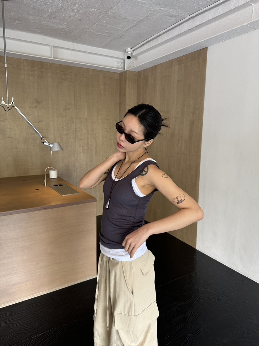 LIMLIMLIM韓國東大門代購女士新款休閑熱賣人氣吊帶背心天絲LIM LIM LIM吊帶/背心