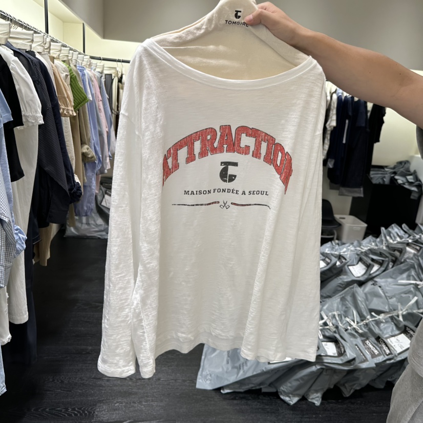 TOMGIRL韓國東大門直郵女裝新款人氣26春夏熱賣職業長袖T恤TOMGIRL長袖T恤圖色1