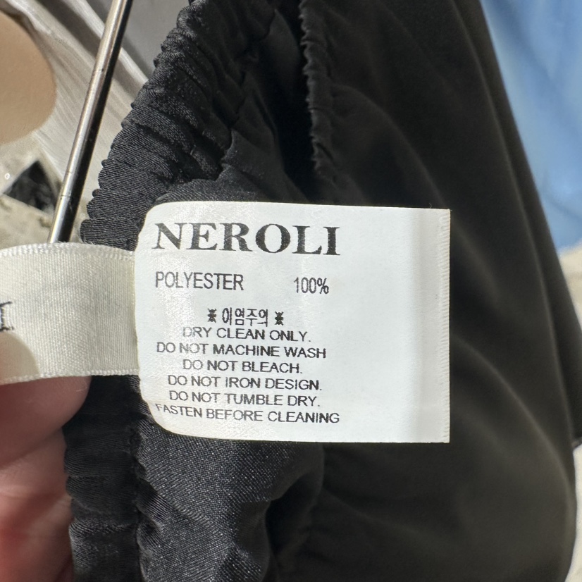 NEROLI 36韓國東大門代購女士新款人氣職業熱賣長裙緞面NEROLI 36長裙