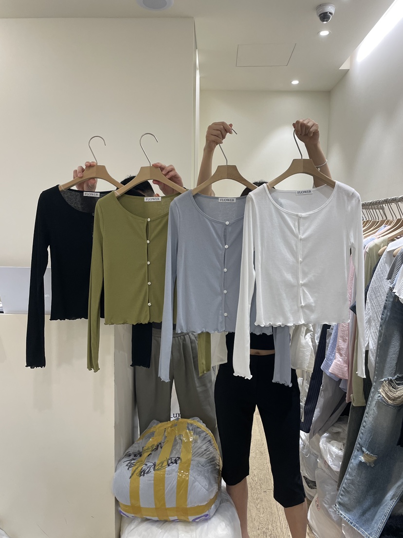 FLOWER-L韓國東大門代購女裝新品熱賣長袖T恤羊毛衫開襟FLOWER-L長袖T恤