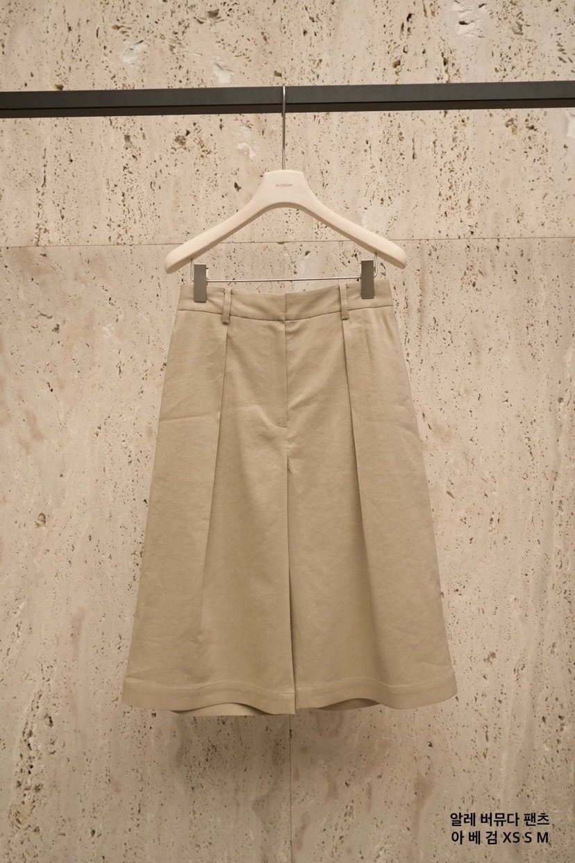 BLOSSOM韓國代購女士新款人氣熱賣職業時尚26春夏推薦短褲BLOSSOM短褲圖色2